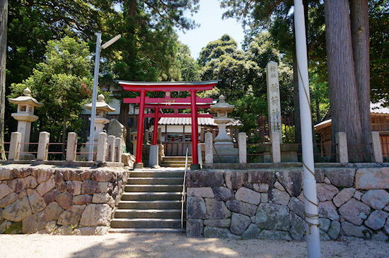 山稲荷神社
