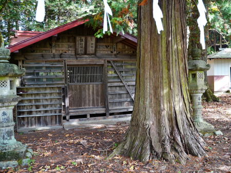 熊野諏訪神社拝殿