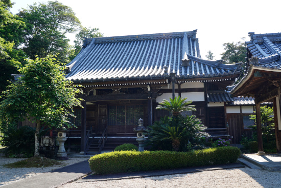 中山寺本堂