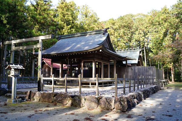 川添神社社殿