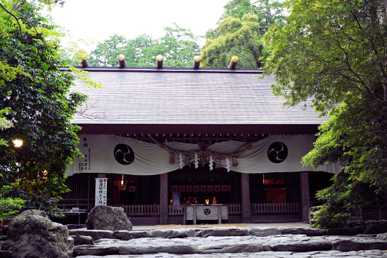 椿大神社拝殿