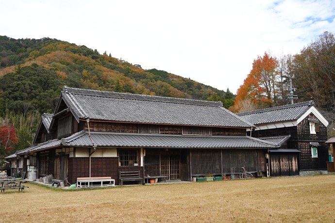 油田家