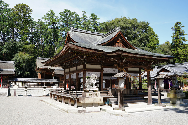 奥石神社拝殿・本殿