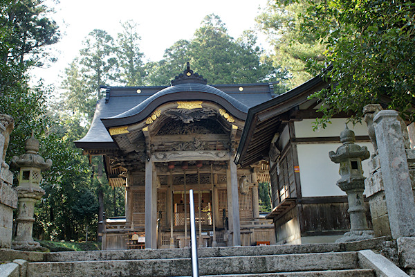 高倉神社社殿