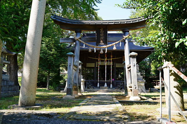 高田神社社殿