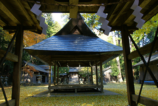 久佐々神社拝殿