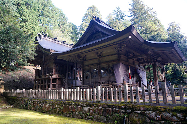 粟鹿神社社殿