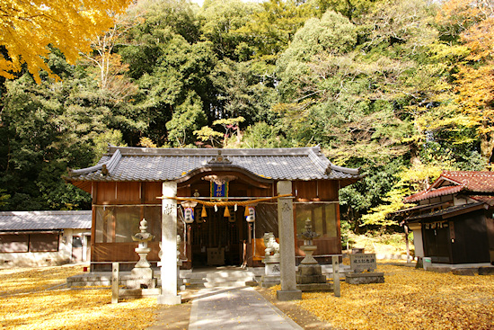 河内神社社殿