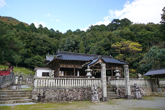 栗栖神社社殿