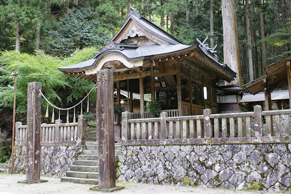 小野諏訪神社社殿
