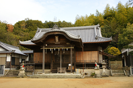 志筑神社拝殿