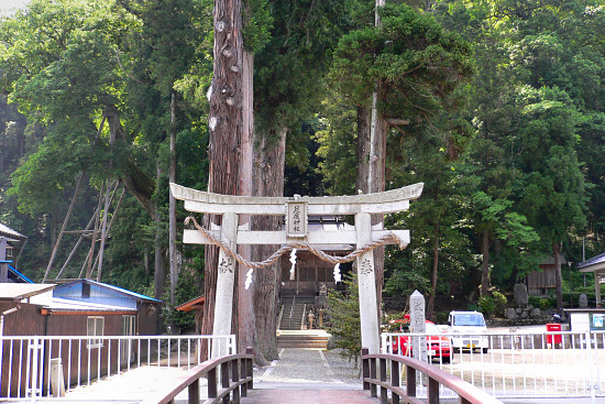足鹿神社