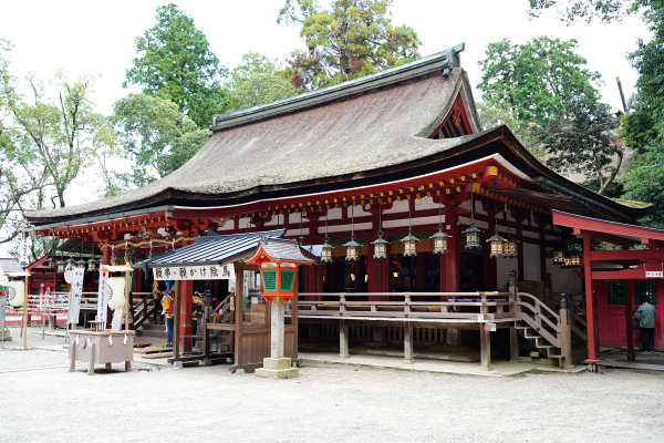 石上神宮拝殿