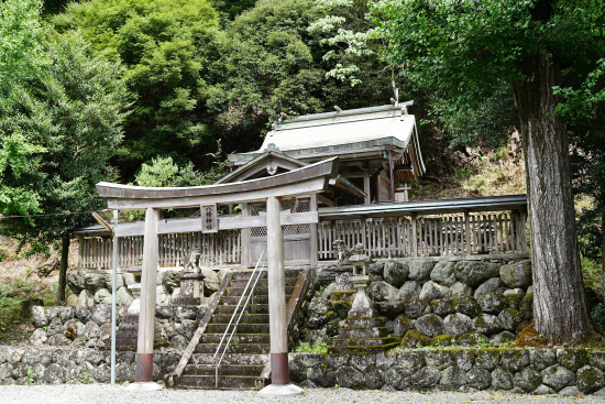 大豆生八幡神社