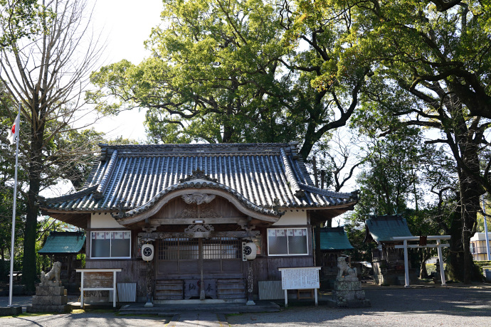 轟神社拝殿