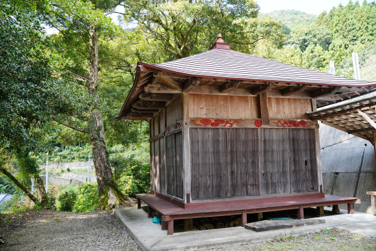 千年寺跡にあった小さなお堂