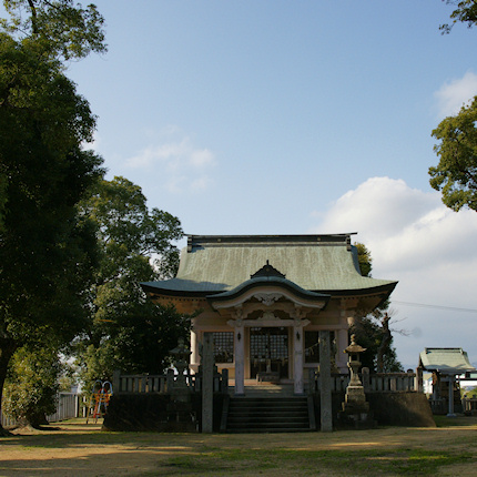 高畑西島八幡神社社殿