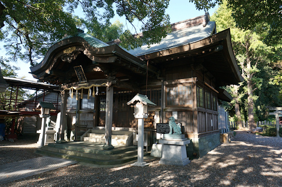 津田八幡神社社殿