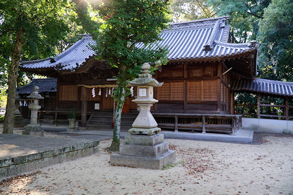 葛原正八幡神社社殿