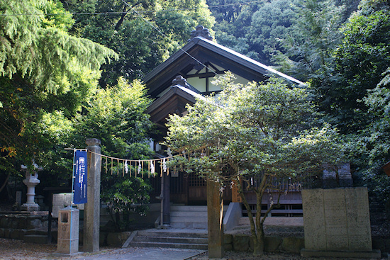 東台神社社殿